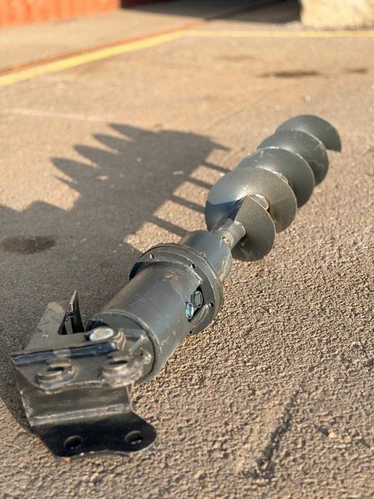 Ямобур для мини-экскаватора