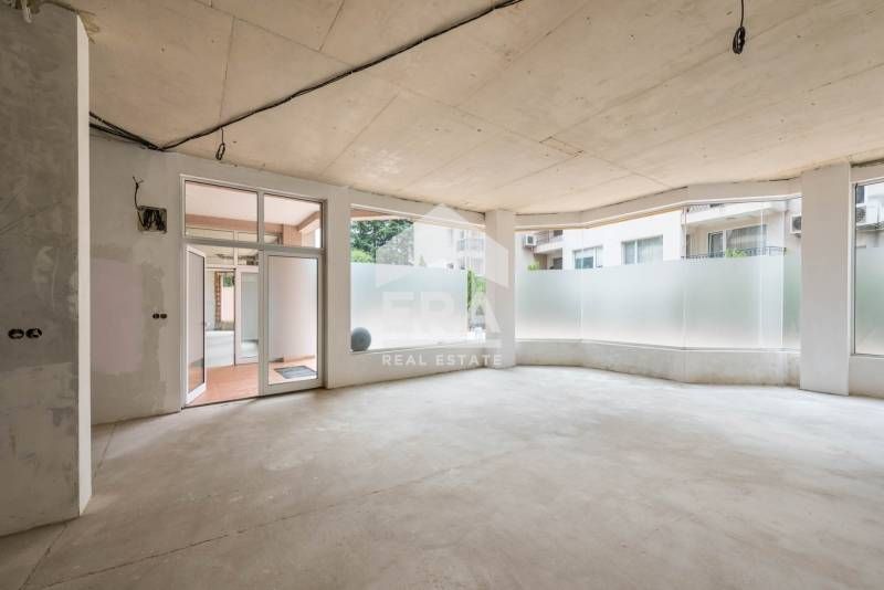 Продава се Офис в Варна, Бриз - 199 кв.м за 612 €/кв.м - Снимка #2