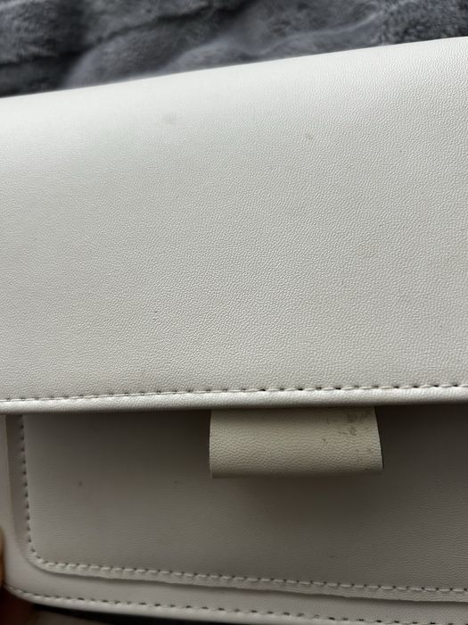 Панталони, чанти и якета