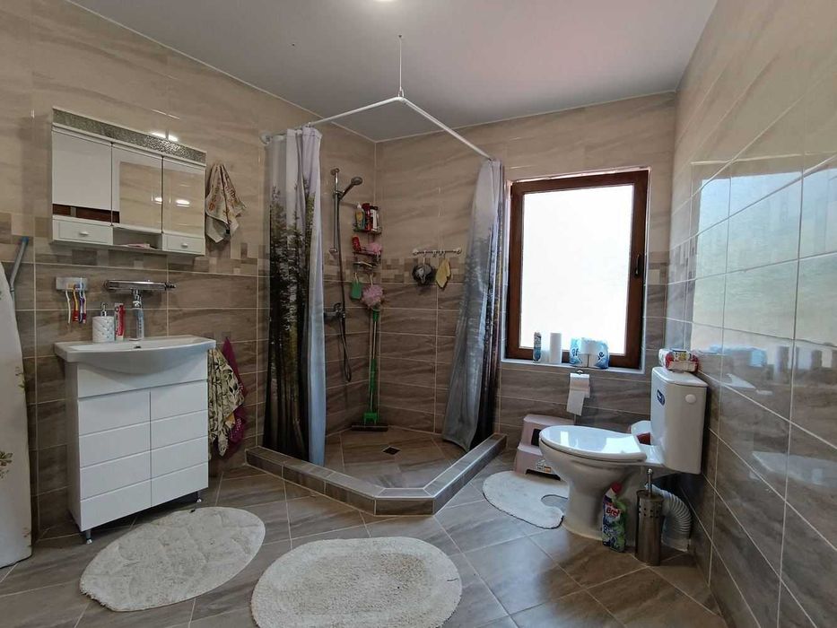 Триетажна къща в Еленския балкан