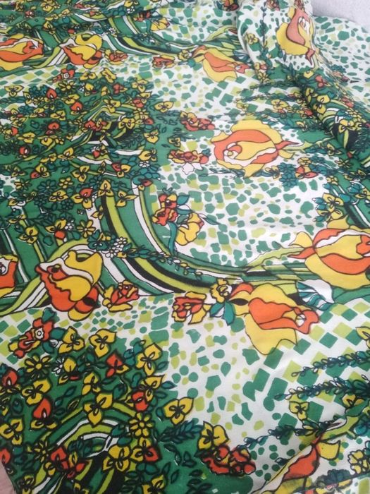 Продам ткань:сатин, ситец, шелк400