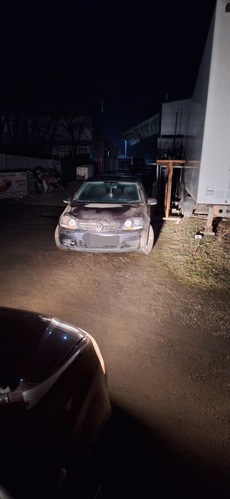 Vând, dezmembrez sau schimb golf 5 1.9 dsg