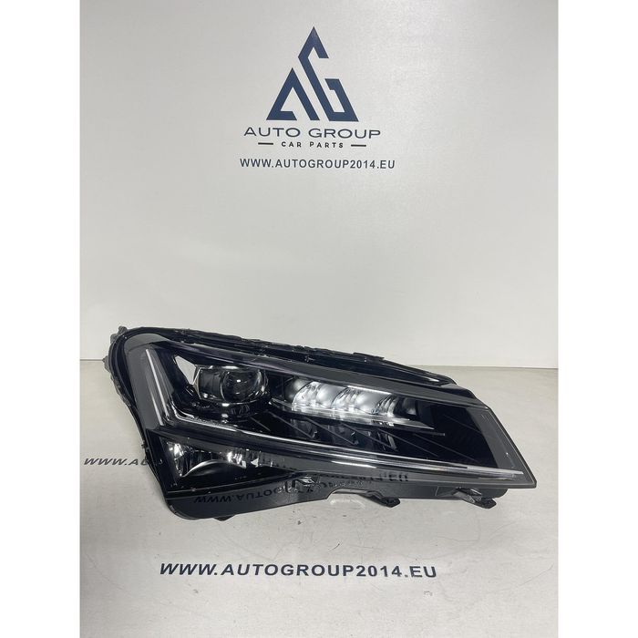 Десен фар за skoda superb iii b8 - 3v1941016d  3v1941016e