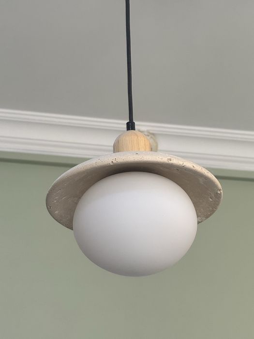 Люстра мрамор очень красивая