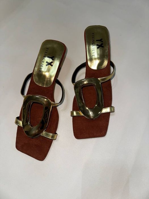 туфли с каблуком