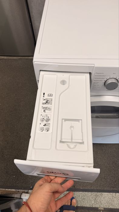 A++ Сушилня с термопомпа Siemens 8 kg iq 700 ,Self Clean,