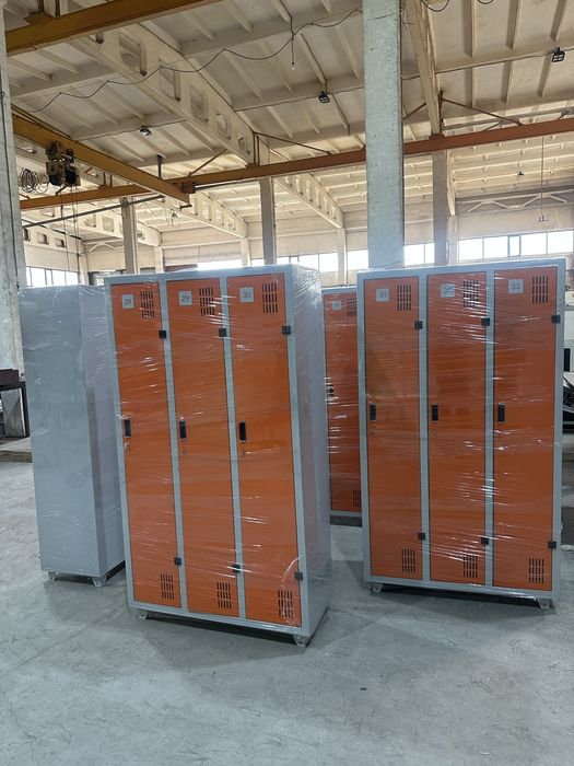 Шкаф для раздевалки металлический шкаф