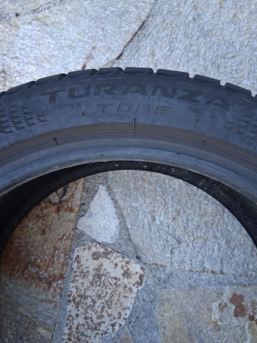 215 45 17 Bridgestone Turanza
