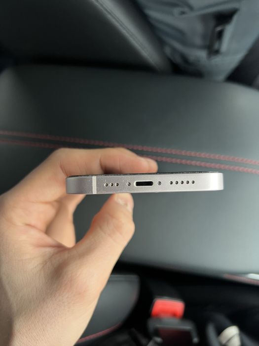 Продам Айфон 13 Розовый