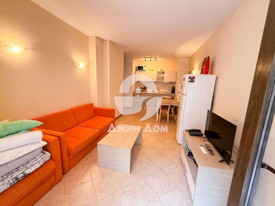 Продава се Двустаен апартамент в к.к. Слънчев бряг - 60 кв.м за 791 €/кв.м - Снимка #1