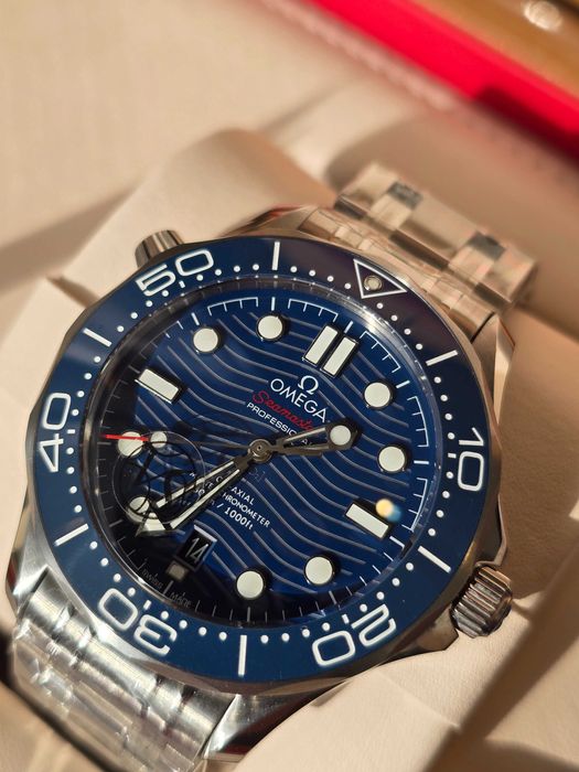 Omega Seamaster Professional 300M Diver – Blue