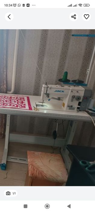 Швейная машина Jack зиг-заг