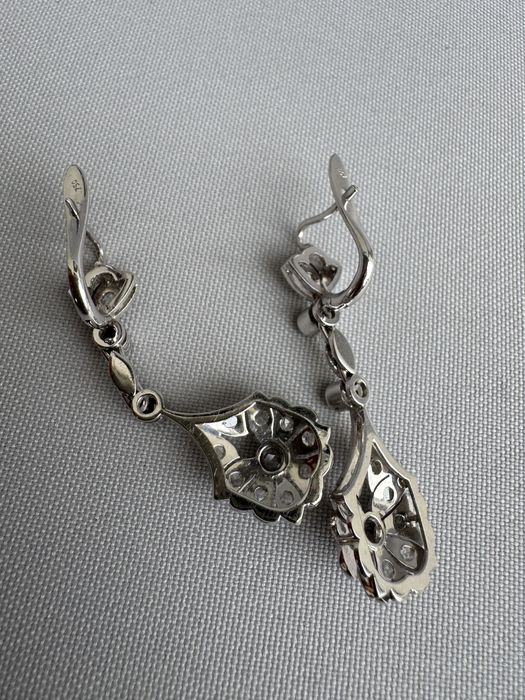 Cercei si pandantiv din aur si diamante rose cut