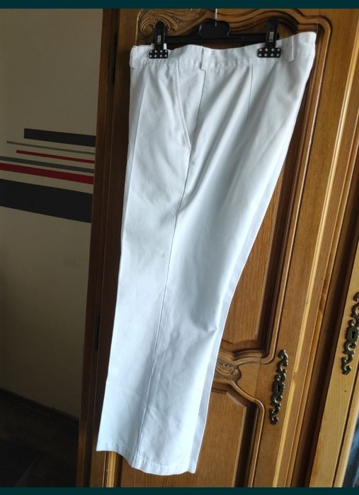 Pantaloni pentru medici și asistenți medicali