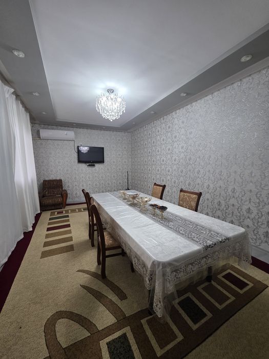 Дурмон  махалласида 5 хона  7 сотихли уй сотилади.