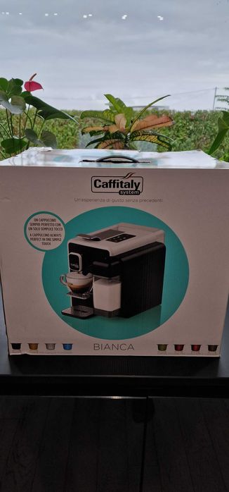 Капсулна кафе машина Caffitaly System BIANCA S22