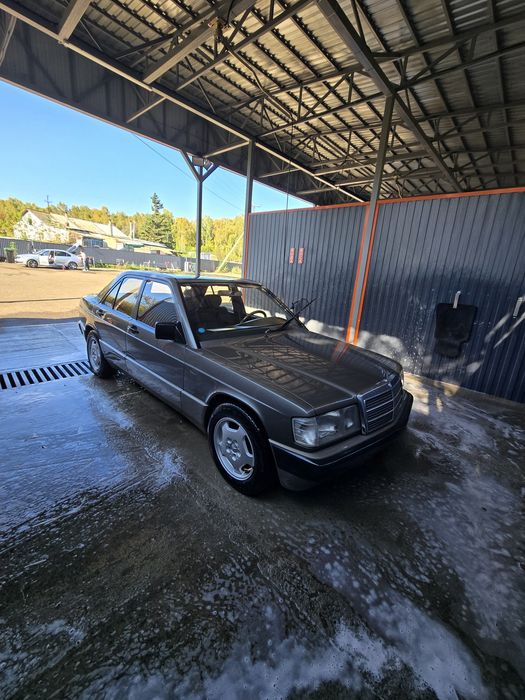 Mercedes w201 [190].