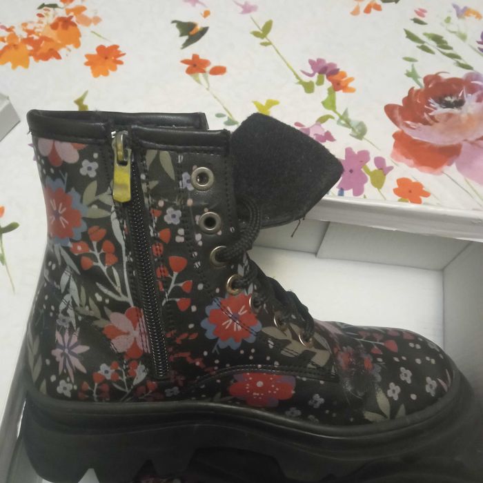 Обувки за момиче