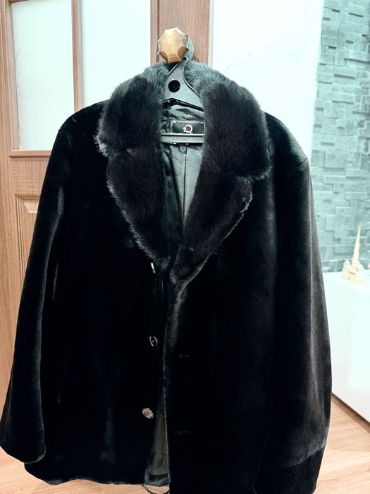 Продам мутон мужской