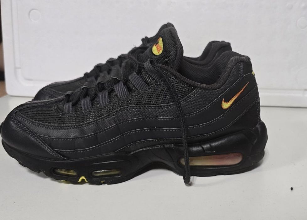 Nike Air Max 95 Anthracite Safety Orange