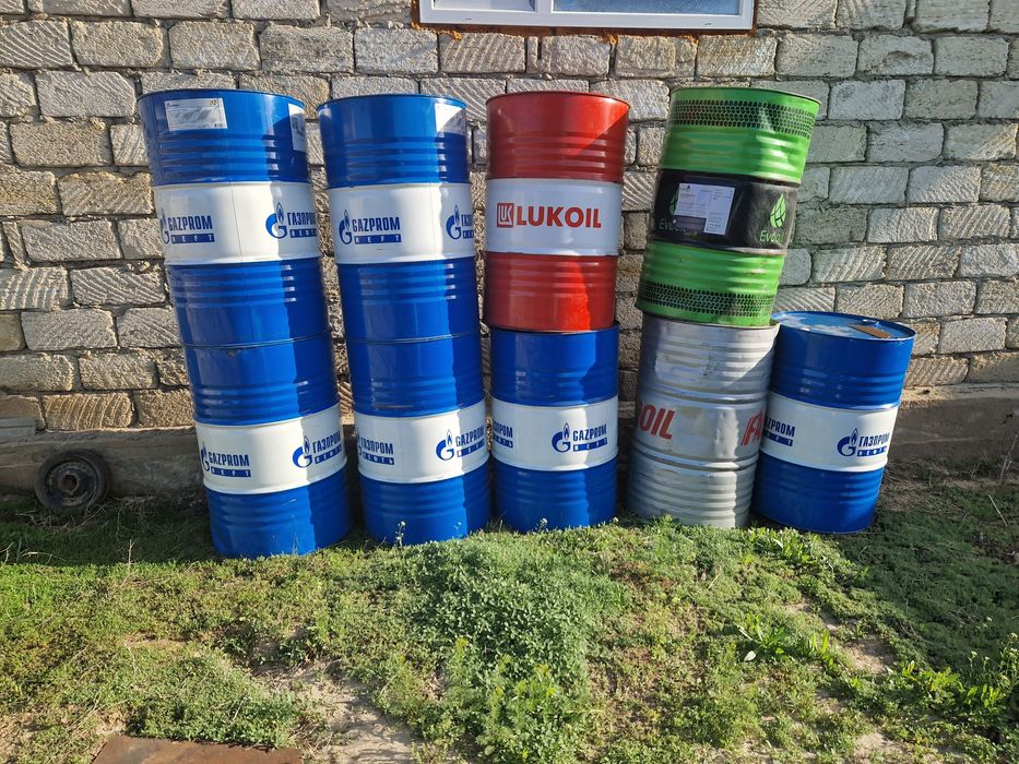 продаю пустые 200л бочки из под масла, состояние хорошое,