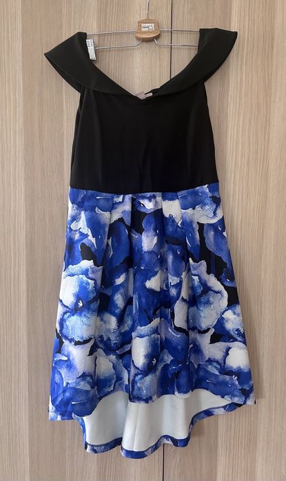 Рокля с лодка деколте, нова ,без етикет