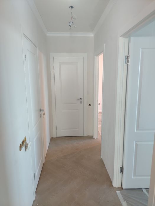 установка межкомнатные дверей