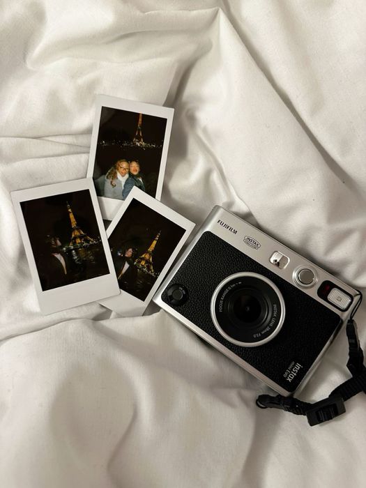 instax mini evo