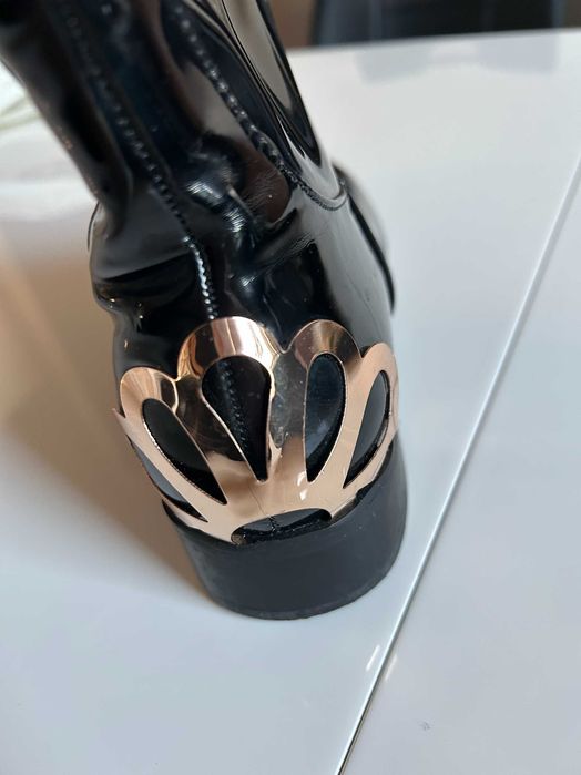 Не просто обувки – ботушите, които правят впечатление!