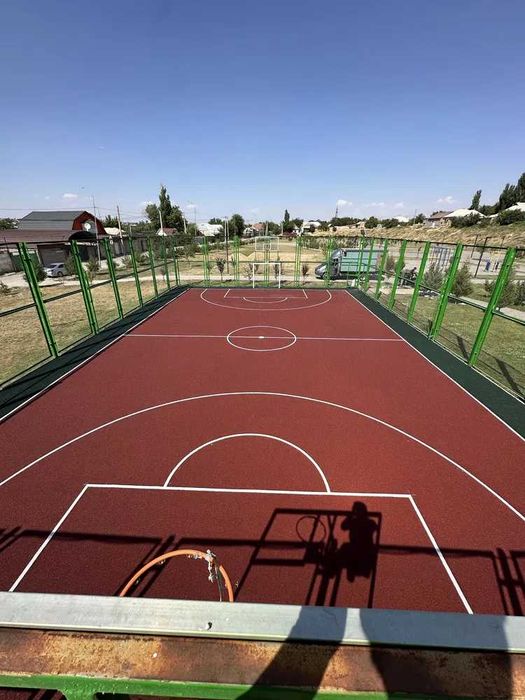 Тартановое (резиновое) покрытие!