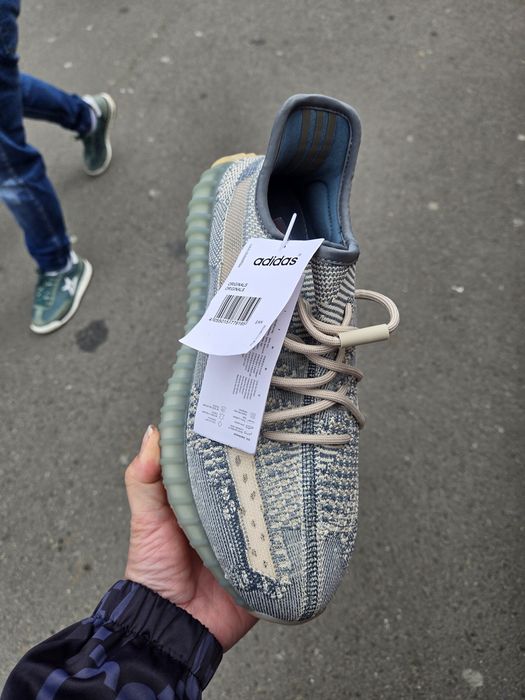 Yezzy adidasi  noi cea mai buna calitate