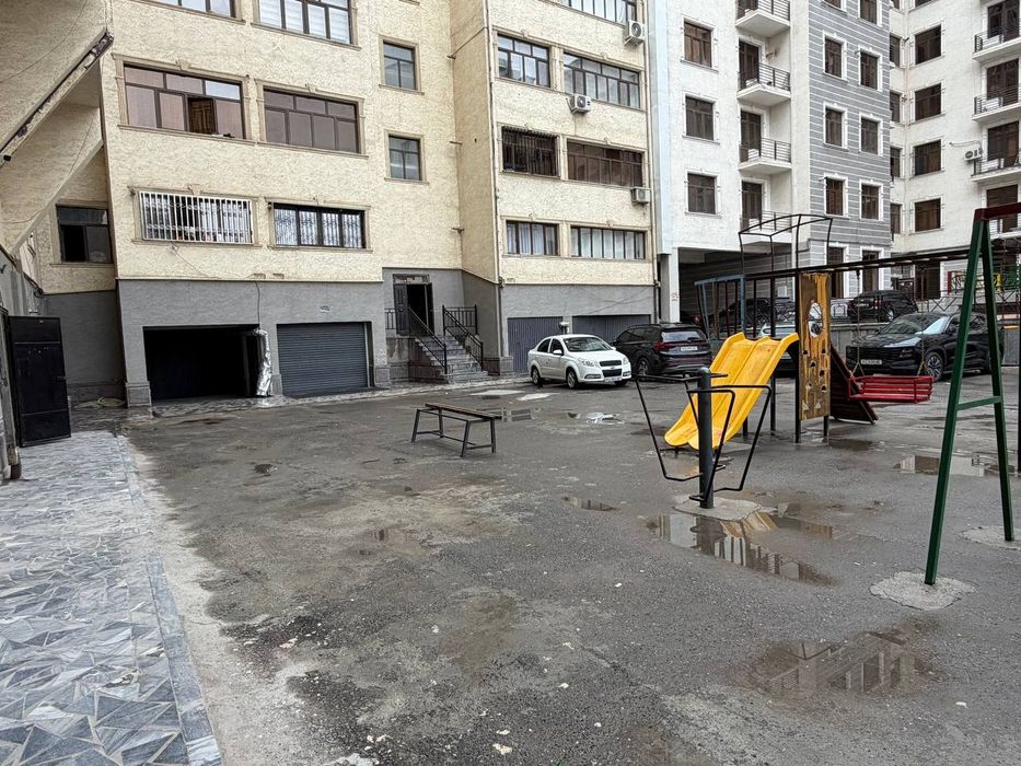 Sklad arendaga beriladi juda kata joy gaz svet xama sharoiti bor