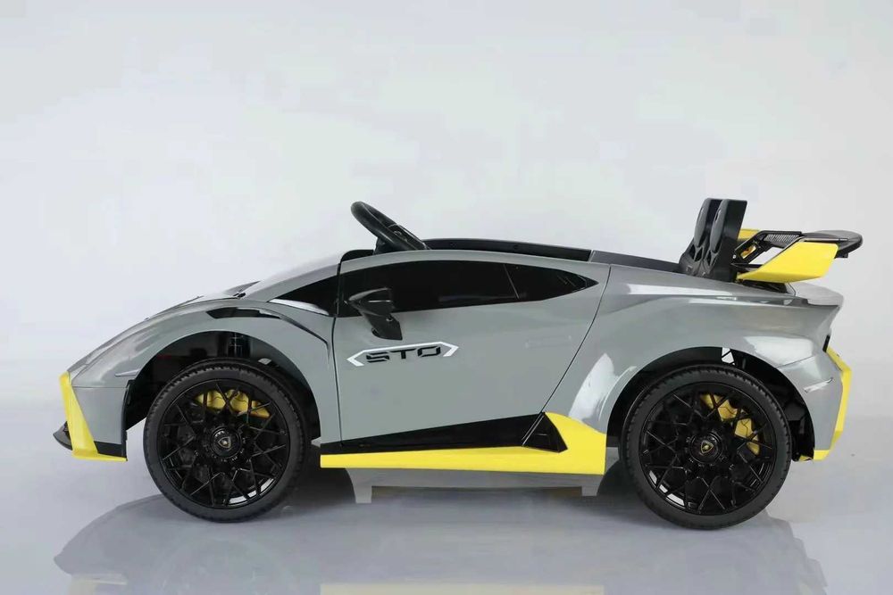 Masinuta electrica pt. copii Lamborghini Huracan STO 12V 2x40W
