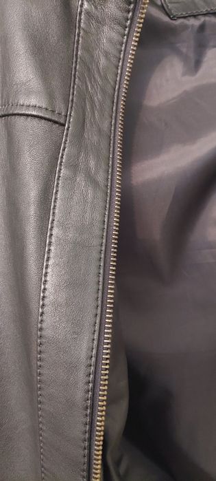 Мужская кожаная куртка продам