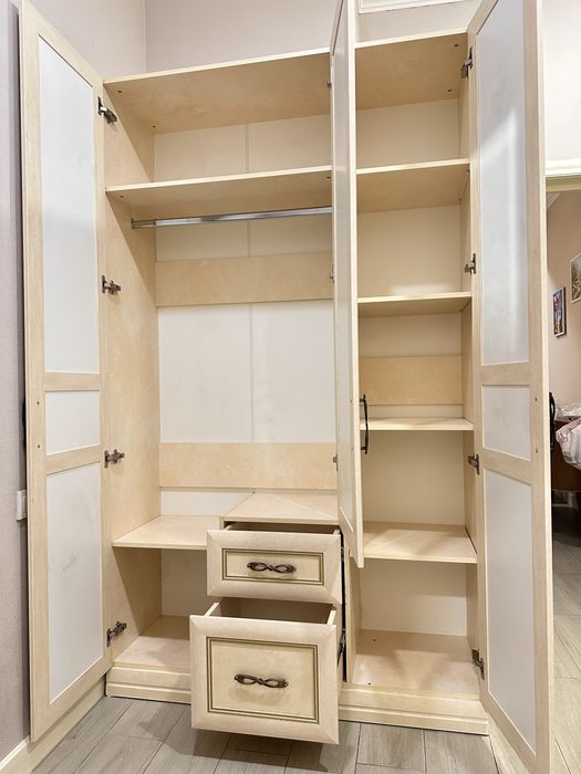 ШКАФ “АЛЕКСАНДРИЯ”, Любимый Дом — отличное состояние!