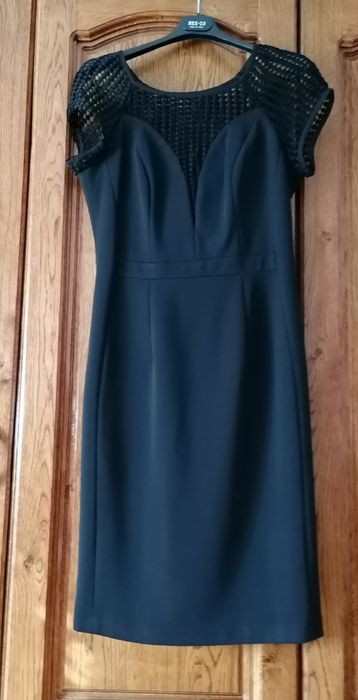 Rochie neagră nouă