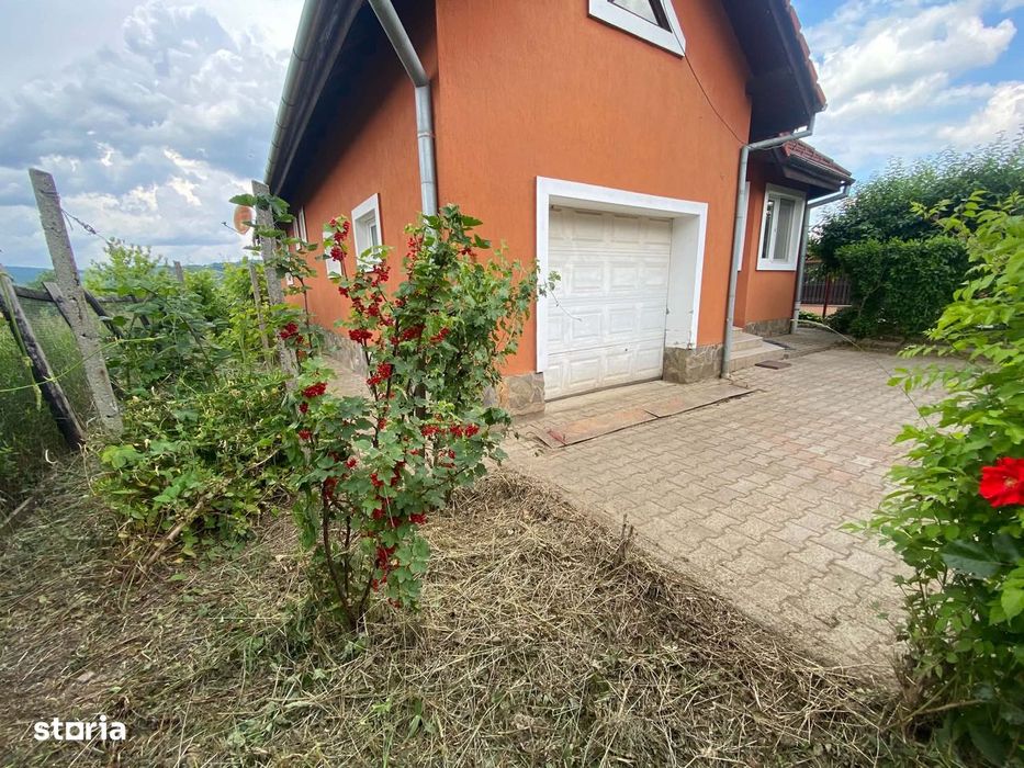 Casă de vânzare Mediaș, Binder Bubi, vis-à-vis de hotel (Fără agenții)