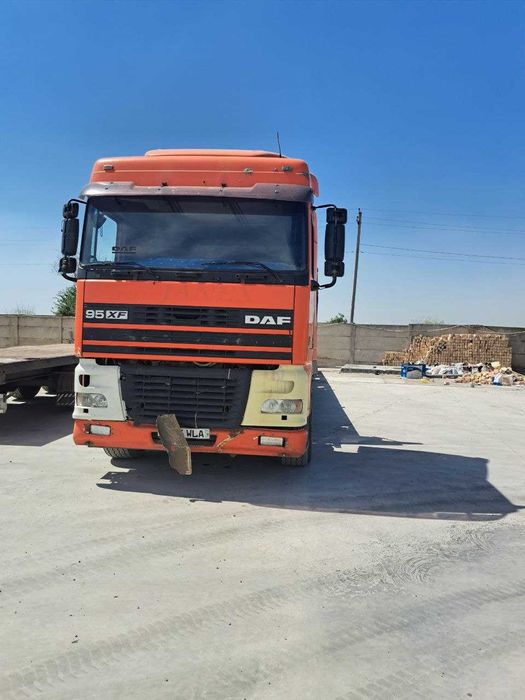 Продаётся грузовая DAF FT