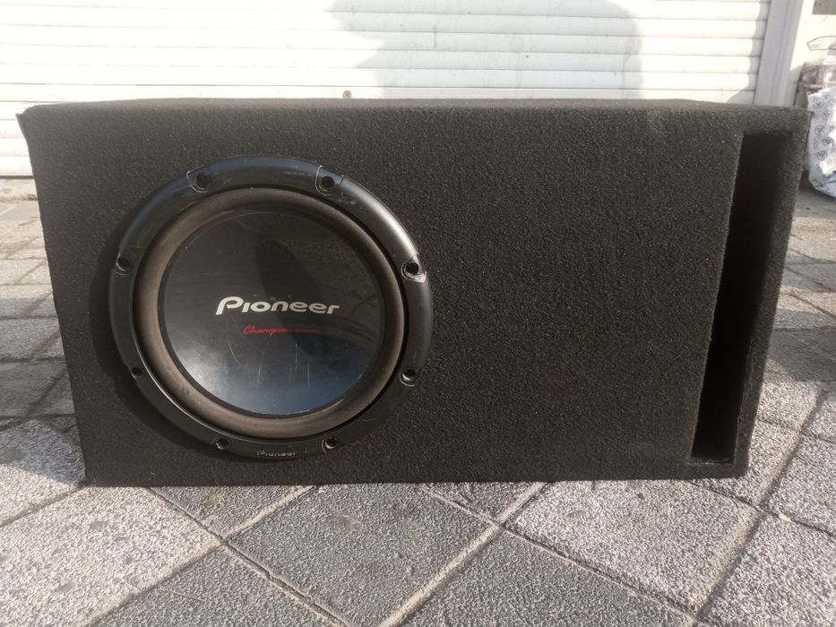 Мощный сабвуфер пионер