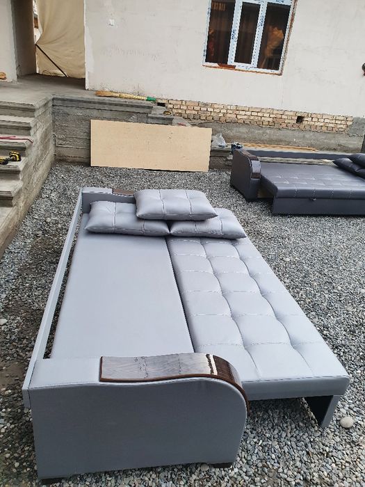 Mebellar rasqladnoy divanlar