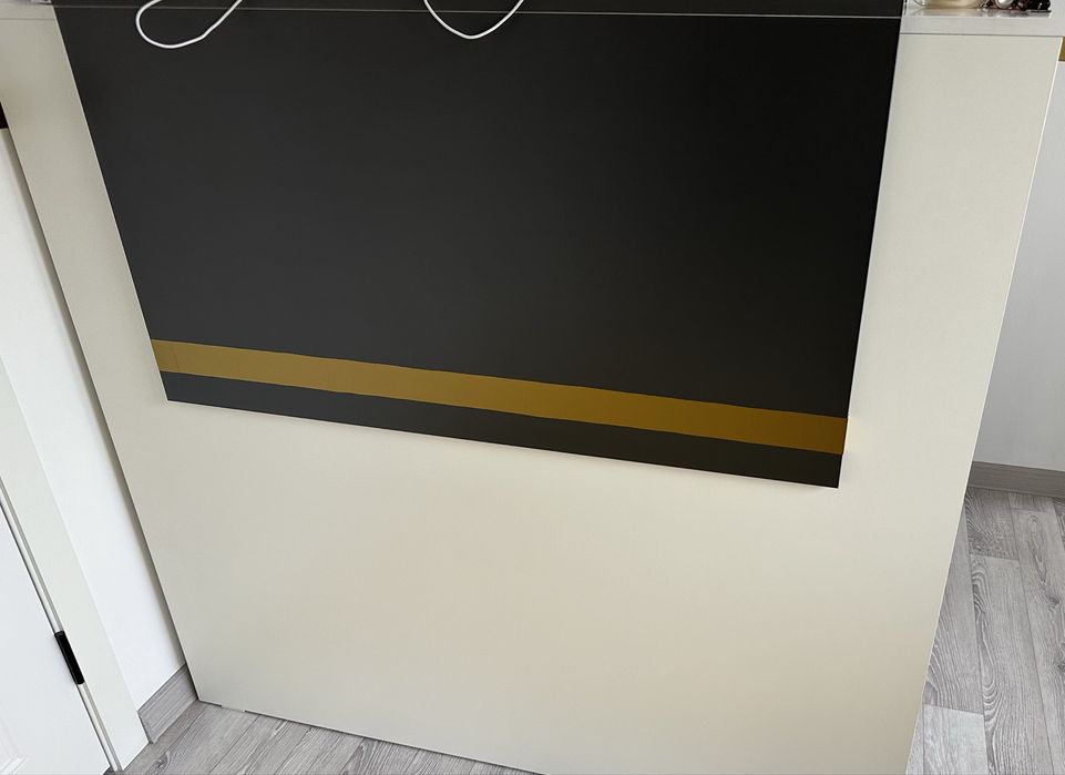 Стойка ресепшен белая