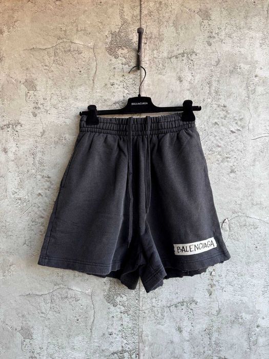 Pantaloni scurti Balenciaga Premium - mai multe culori