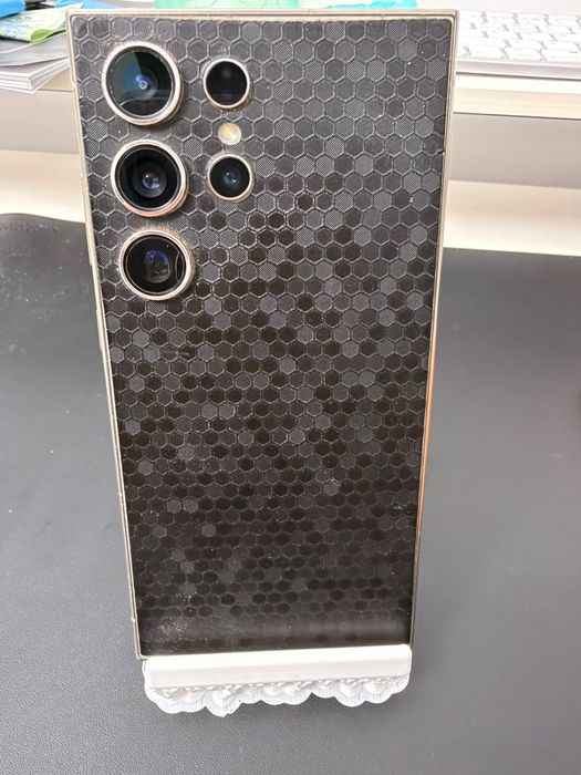 Samsung Galaxy S24 Ultra 512GB – Stare bună – 2 huse incluse
