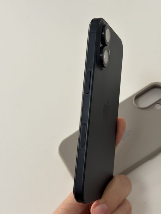 Сатылады Айфон 16.