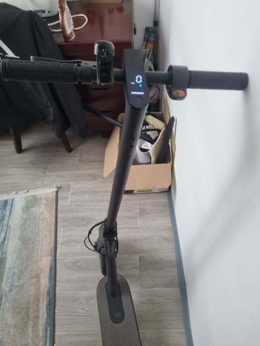Vând Trotineta Electrica Xiaomi