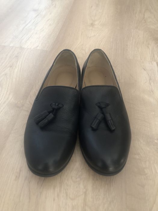 Лоферы кожаные без каблука