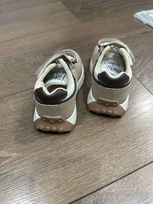 Продам детские вещи