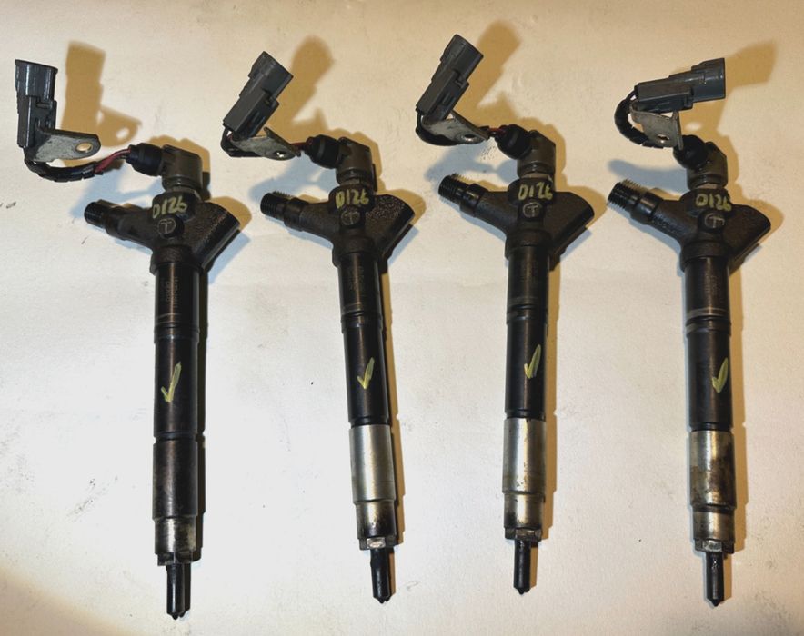Injectoare Toyota Rav 4 Avensis Corolla Verso 2.2 177Cai D-Cat 130kw