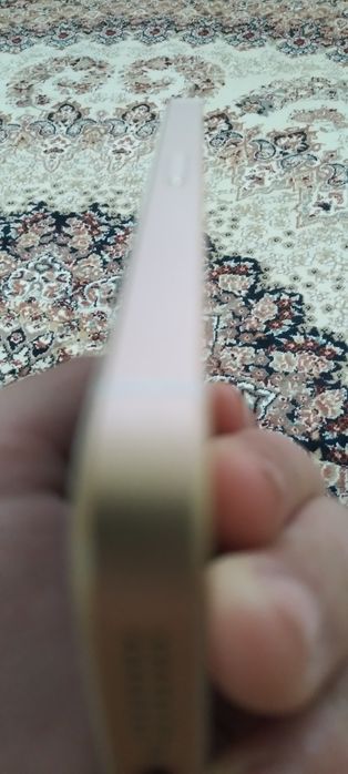Iphone SE Gold yengi