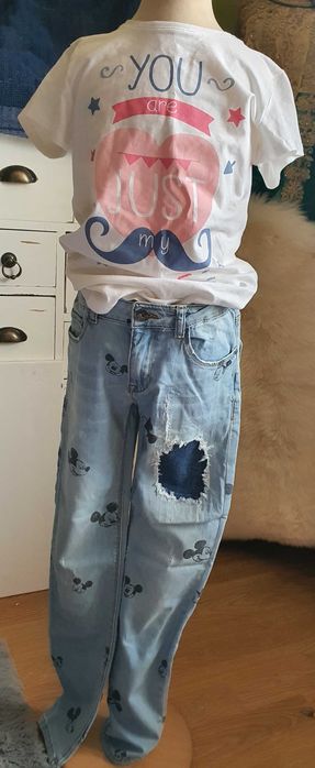 Blugi cu Mickey de la Zara marimea 152 cm